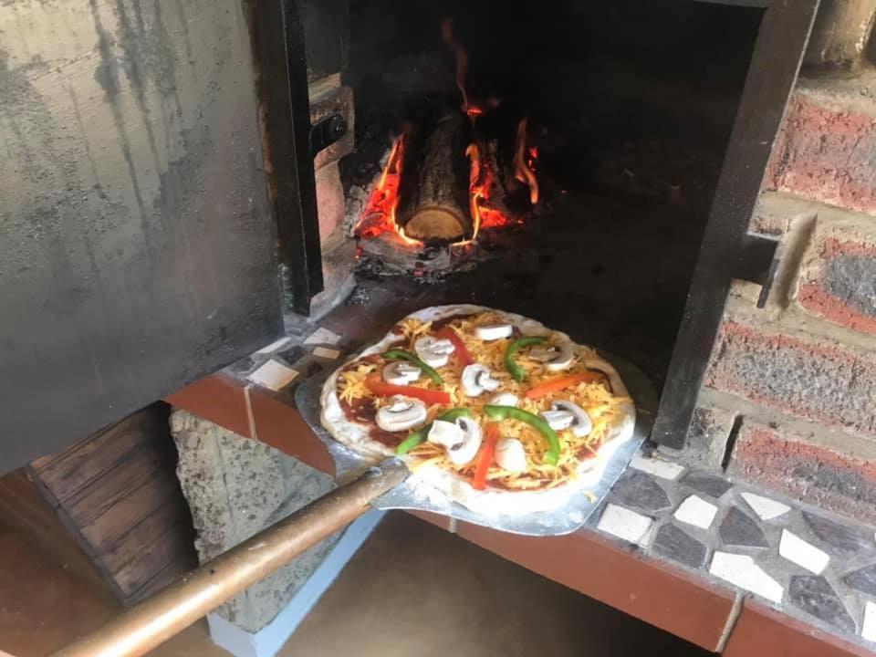 Champagne Valley Rockwood Earth Lodge מראה חיצוני תמונה